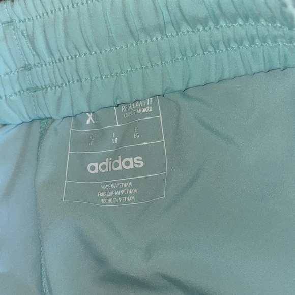 NWT adidas Big Girls Woven Soccer Shorts in Light Turquoise with White Trim; XL - Picture 6 of 6